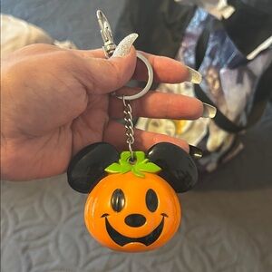 Disney Halloween Mickey Pumpkin Keychain - Orange and Black